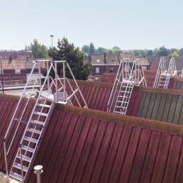Dachüberstieg roofgard cross 3